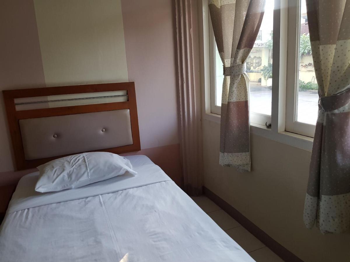 Casa Holiday Hotel Sha ピサヌローク エクステリア 写真