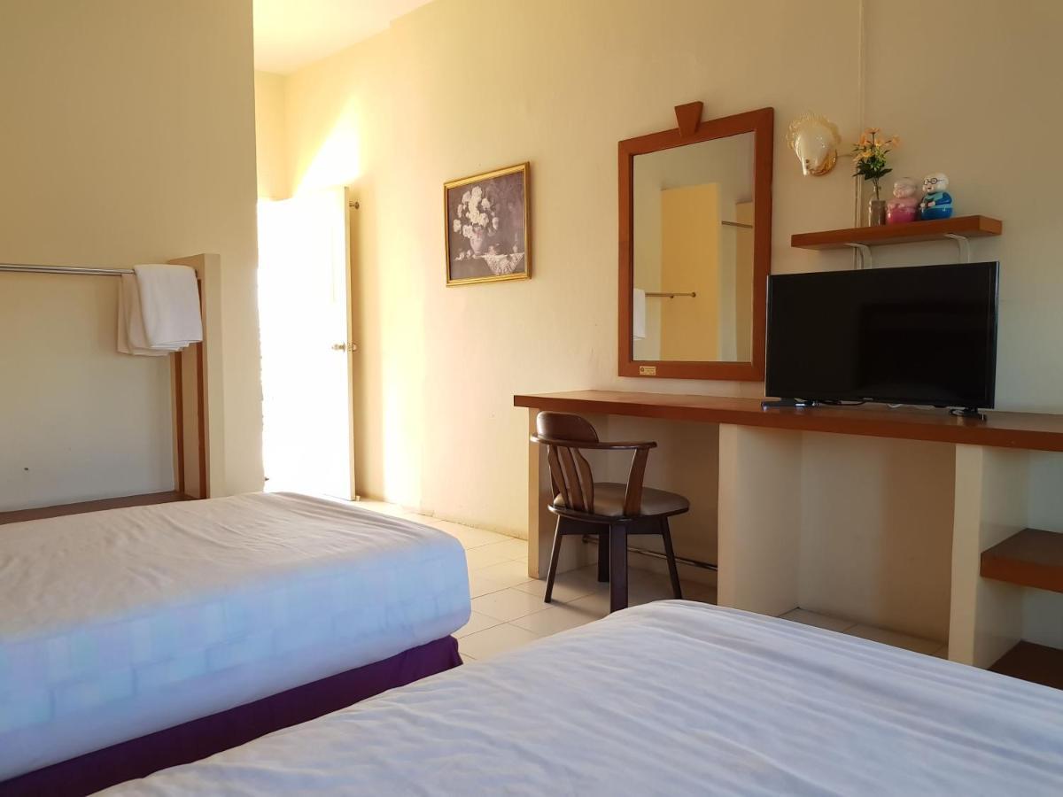 Casa Holiday Hotel Sha ピサヌローク エクステリア 写真