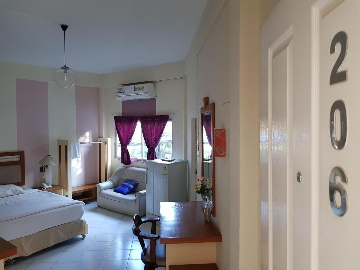 Casa Holiday Hotel Sha ピサヌローク エクステリア 写真
